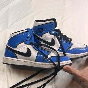Nike Air Jordan 1 Mid SE Dd6834-402 Adult Unisex Blue Sneakers Sz 7.5 L010325